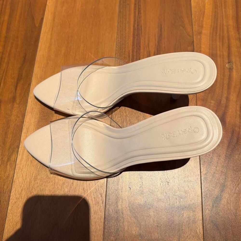 Open-edit Women's Tan and Cream Footwear